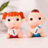 Mô Hình Em Bé Cầm Bình Sữa Mini Trang Trí Bánh Kem